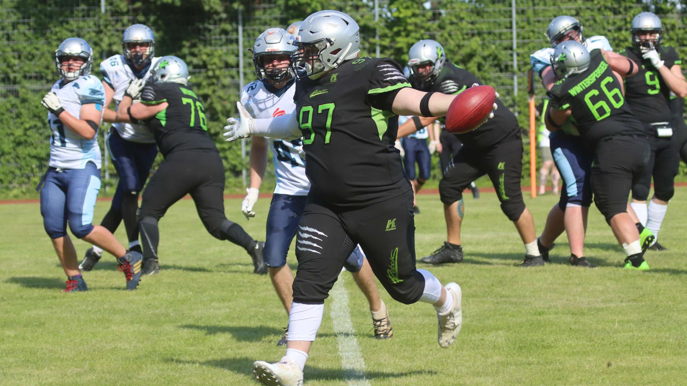 Erster Rebels-Saisonsieg in der Football-Bayernliga